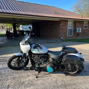 Meet your Posher, Suzanne greer